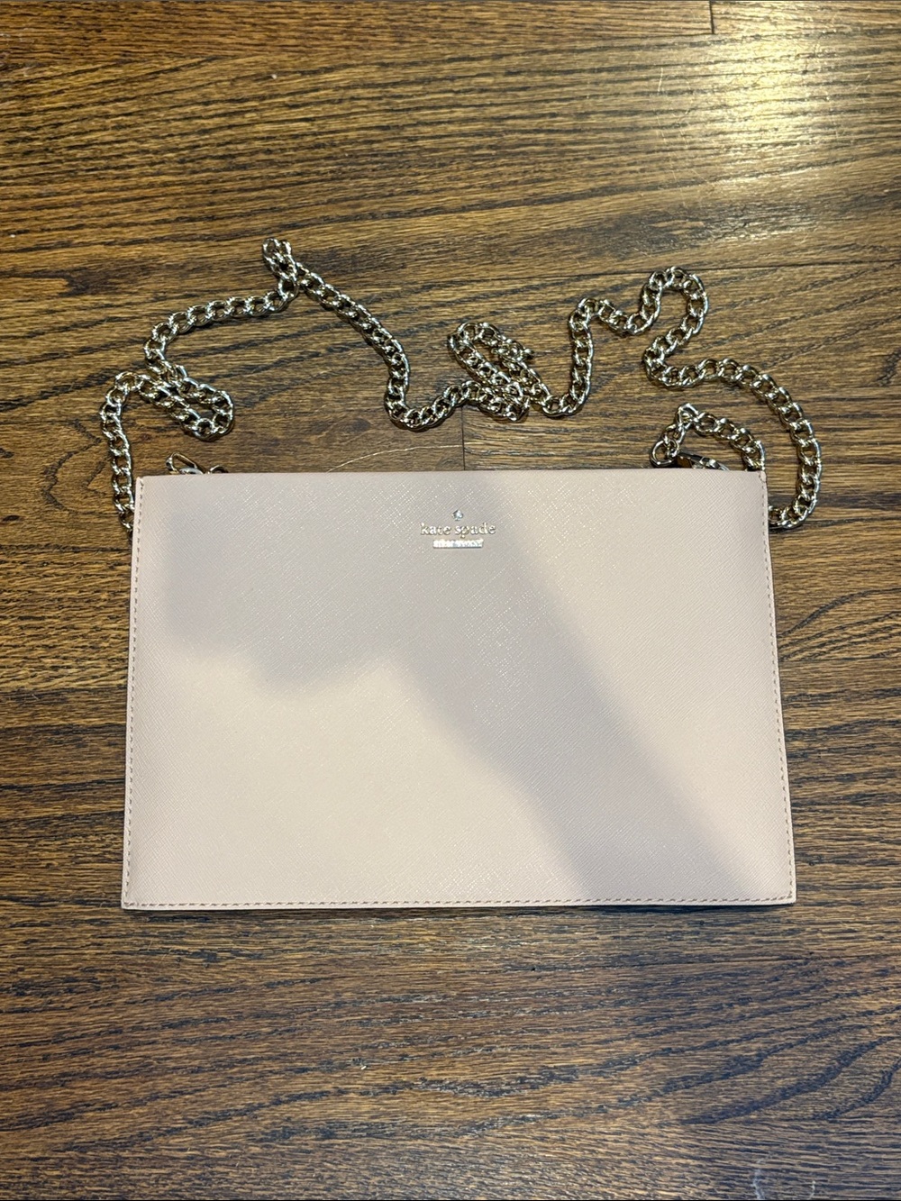 kate spade blush pink crossbody with silver chain strap